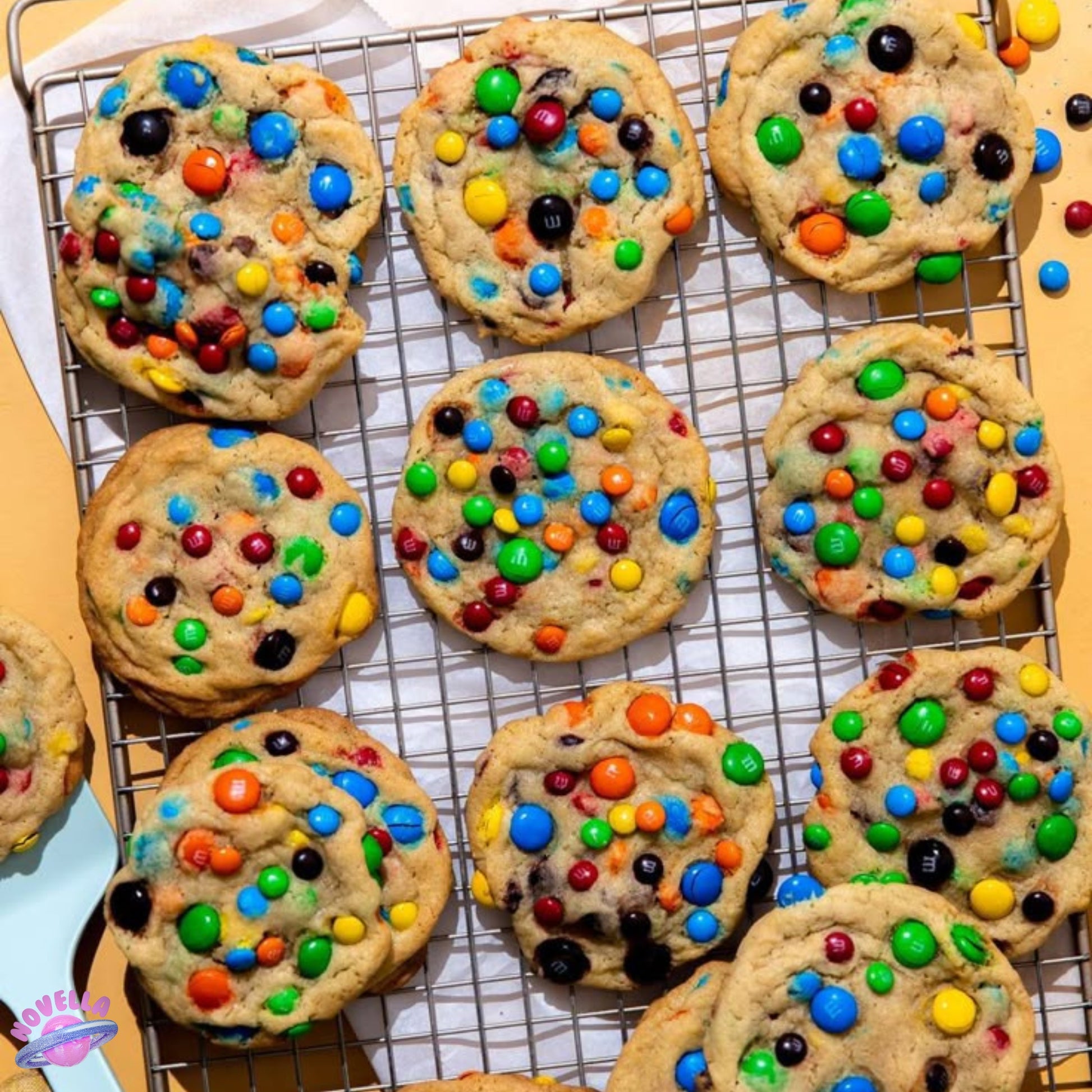 قوس كوكز – Rainbow Mood Cookies